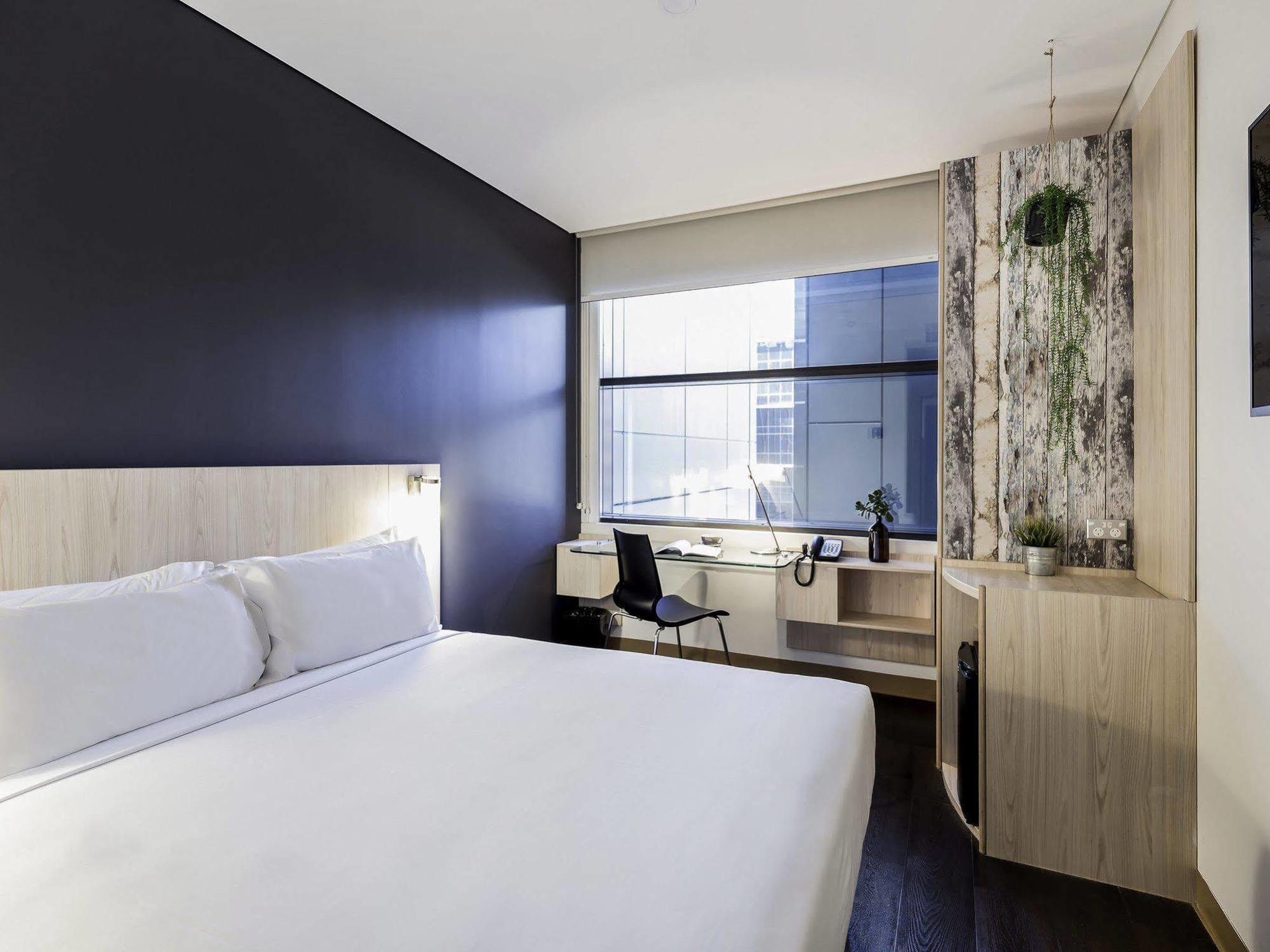 Hotel Ibis Sydney Barangaroo Exterior foto